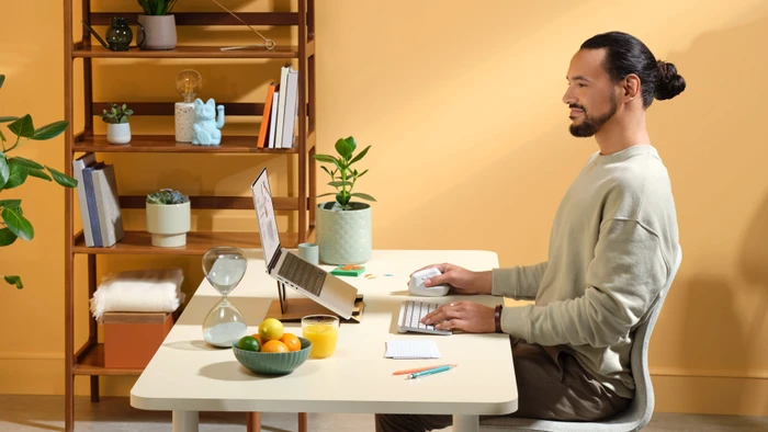 Logitech Lift for Mac Vertical Ergonomic Mouse, Off-White, Logi Bolt, USB/Bluetooth