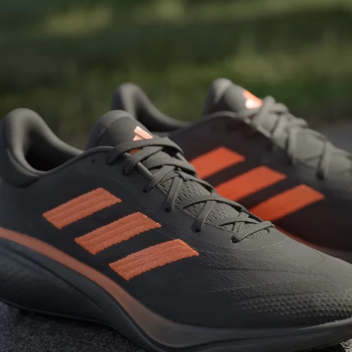 adidas Supernova 3 core black/impact orange/cloud white (Herren)