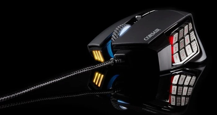 Corsair Scimitar Pro RGB Optical MOBA/MMO Gaming Mouse schwarz, USB