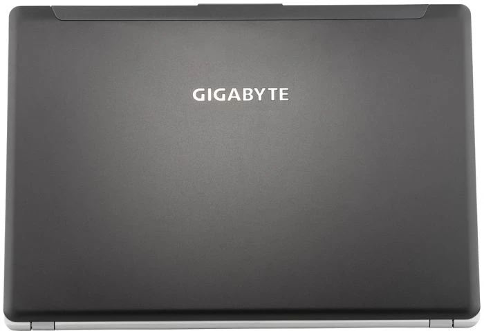 GIGABYTE P34G v2, Core i7-4710HQ, 8GB RAM, 128GB SSD, 1TB HDD, GeForce GTX 860M, DE