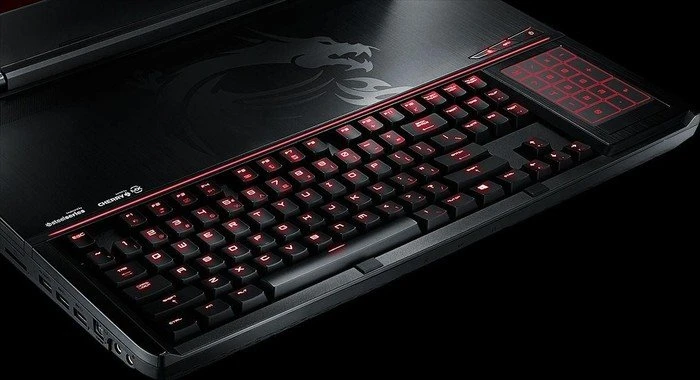 MSI GT80S 6QD16H11BW Titan SLI, Core i7-6700HQ, 16GB RAM, 128GB SSD, 1TB HDD, 2x GeForce GTX 970M, DE