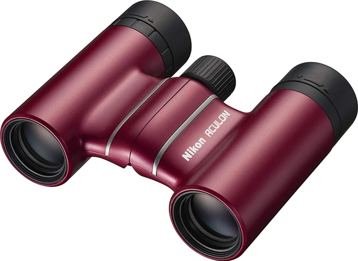 Nikon Aculon T02 8x21 rot