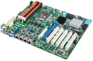 ASUS P8B-C/SAS/4L (Intel 1155)