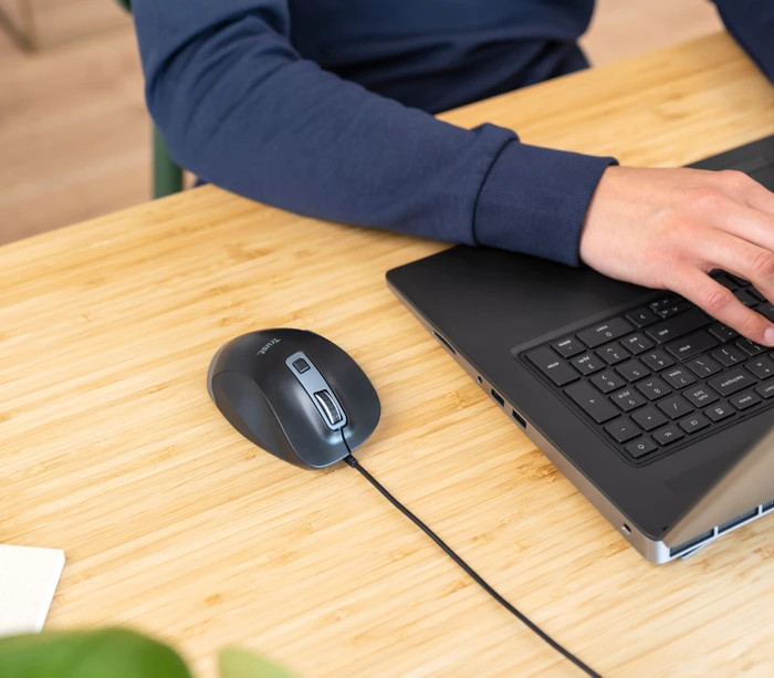 Trust Fyda Wired Comfort Mouse schwarz, ECO zertifiziert, USB