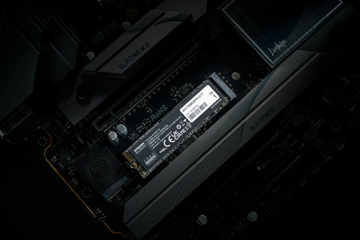 Klevv Cras C715 1TB, M.2 2280 / M-Key / PCIe 3.0 x4
