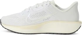 Nike Quest 6 white/sail/chalk (Damen)