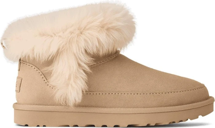 UGG Classic Ultra Mini Chalet Boot (Damen)