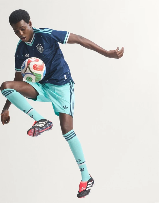 adidas FIFA WM 2026 Deutschland Authentic Auswärtstrikot kurzarm collegiate navy (Herren)