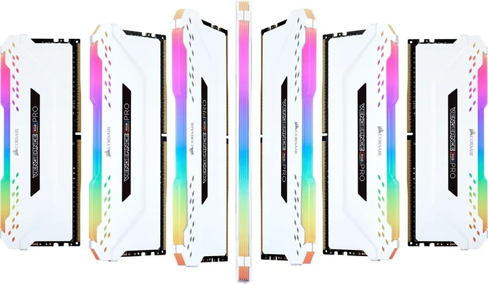 Corsair Vengeance RGB PRO weiß UDIMM 32GB Kit, DDR4-3466, CL16-18-18-36