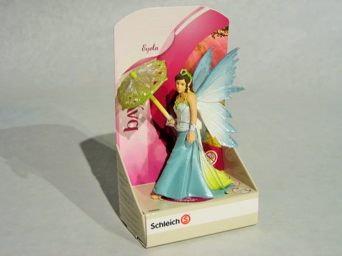 Schleich Bayala - Eyela in festlicher Kleidung, stehend