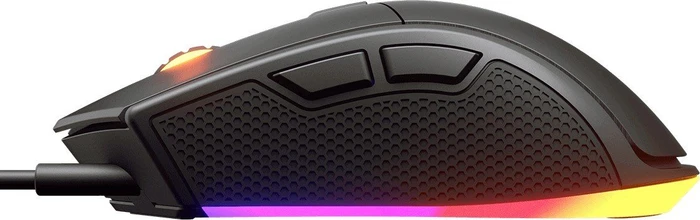 Cougar Revenger ST, USB