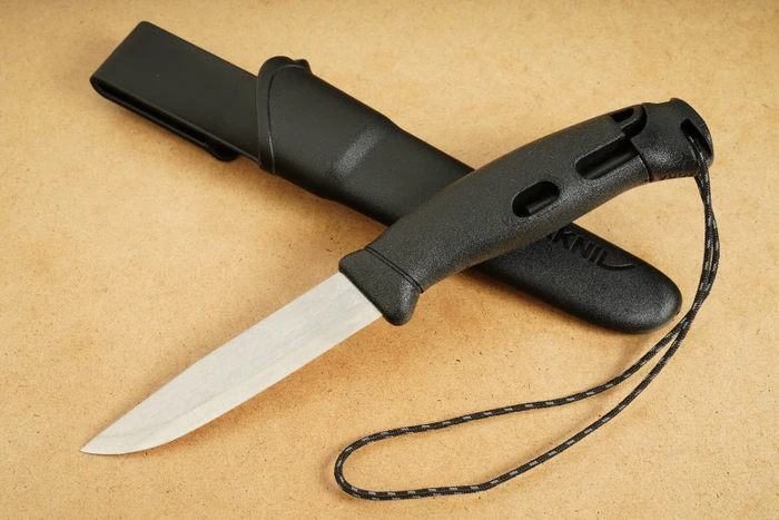 Morakniv Companion Spark Messer