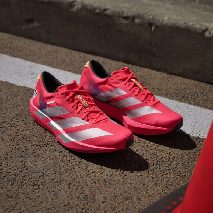 adidas Adizero Adios 9 lucid red/cloud white/pure sulfur (Herren)