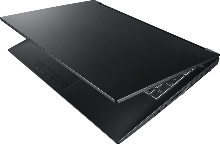 Clevo NH55DPQ, Core i7-10870H, 16GB RAM, 512GB SSD, GeForce RTX 3060, DE