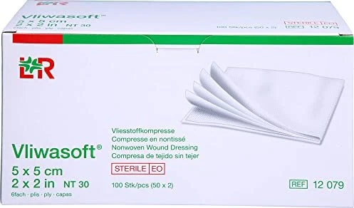 Lohmann & Rauscher Vliwasoft Vlieskompressen 6-lagig steril, 5 x 5cm, 100 Stück (50x 2 Stück)