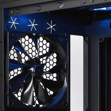 Thermaltake Core V71, Acrylfenster