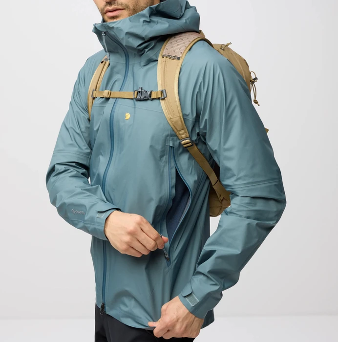 Fjällräven Bergtagen GTX Lite Funktionsjacke nimbus blue (Herren)
