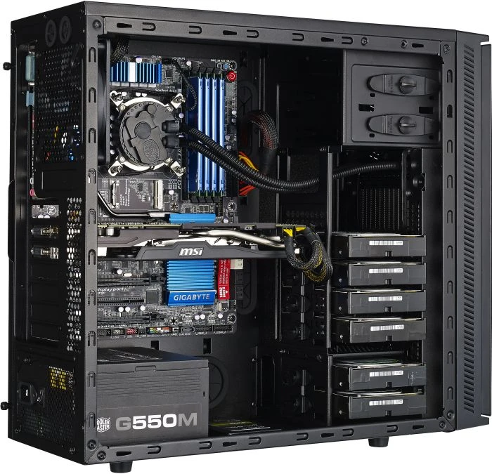 Cooler Master Silencio 452, schallgedämmt