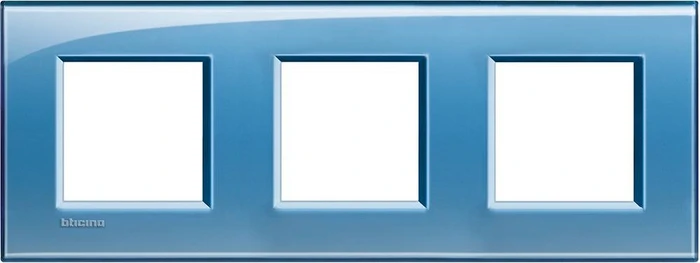Bticino Livinglight Abdeckrahmen 3-fach, blau