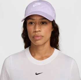Nike Club unstrukturierte Futura Wash Kappe hydrangeas/white