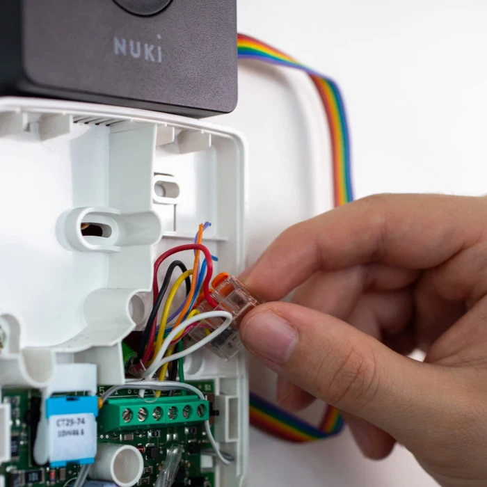 Nuki Opener, Smart Türöffner für Gegensprechanlagen, weiß