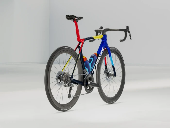 Trek Madone SLR 7 Gen 8 team replica Modell 2025