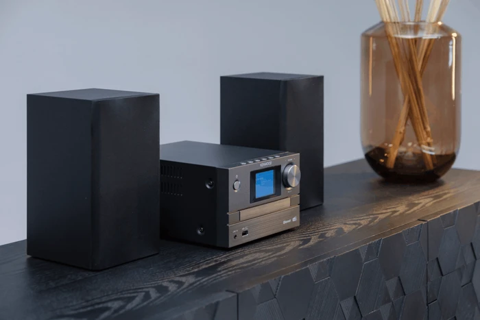 Kenwood M-525DAB