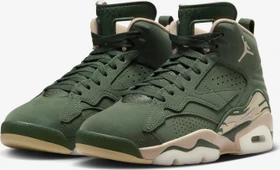 Nike Jumpman MVP galactic jade/sail/team gold/desert (Damen)