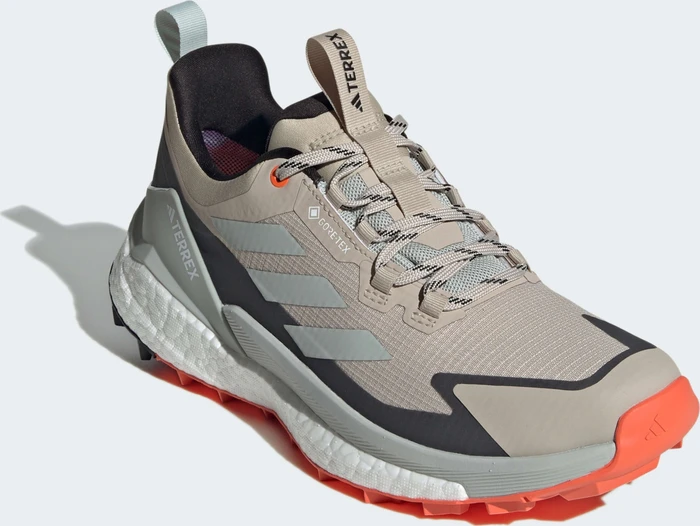 adidas Terrex Free Hiker 2.0 Low GTX wonder beige/core black/semi impact orange (Damen)