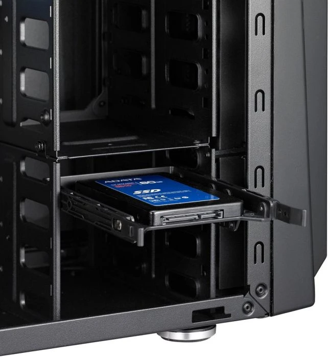 Cooler Master CM Storm Scout 2 schwarz, Acrylfenster