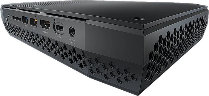 Hyrican Striker Mini 5934, Core i7-8705G, 16GB RAM, 512GB SSD, Radeon RX Vega M GL Hybrid