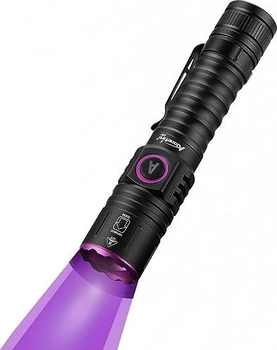 Alonefire SV87 UV Taschenlampe schwarz/violett