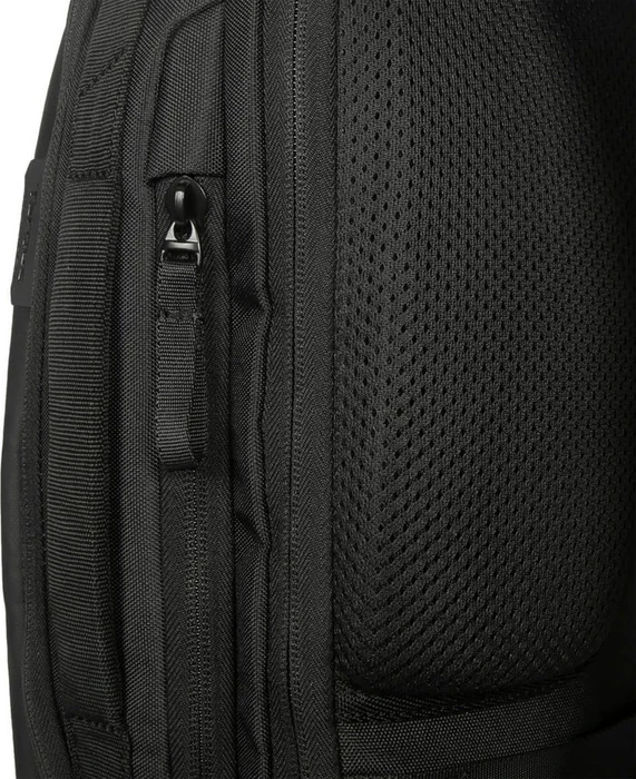 Targus Commuter EcoSmart, 15-16", schwarz