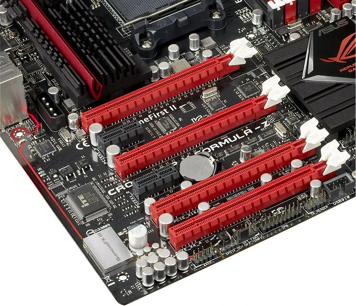 ASUS Crosshair V Formula-Z (AMD AM3+)
