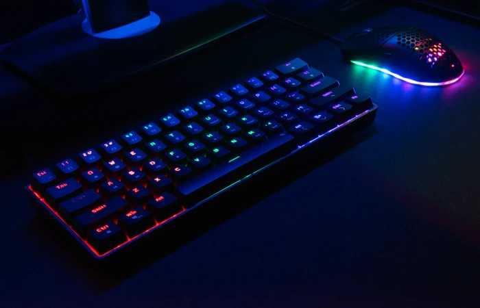 Speedlink Atmos RGB Regenbogen 60% Gaming Keyboard, schwarz, LEDs RGB, Jixian BROWN, USB, US