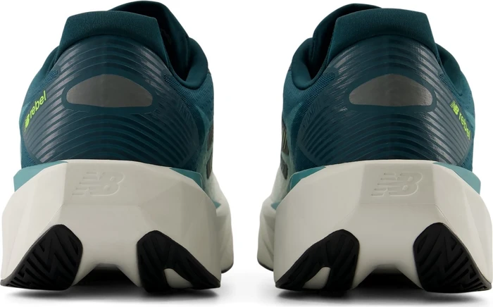 New Balance FuelCell Rebel v5 medusa green/faded teal (Herren)