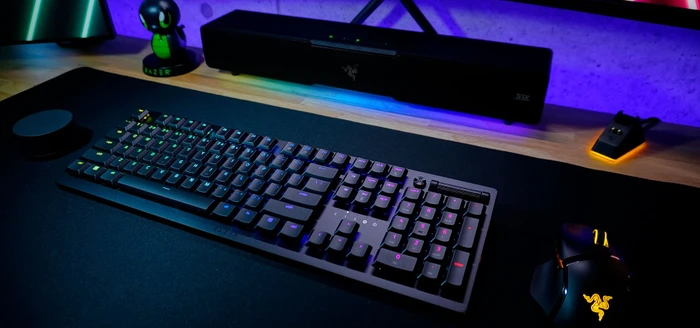 Razer DeathStalker V2 Pro TKL, Razer Low-Profile Linear Optical RED, USB/Bluetooth, DE