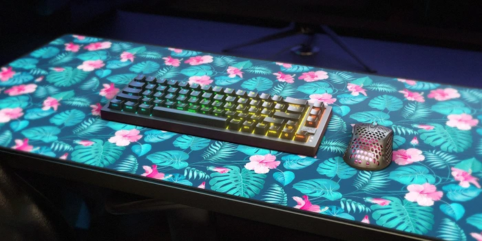 Cherry Xtrfy GP5 Tropical XL Gaming Mauspad, 920x400mm, Flower-Motiv rosa/grün