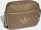 adidas OG Airliner Umhängetasche blanch brown Vorschaubild