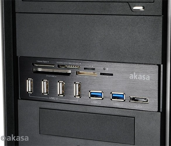 Akasa InterConnect Pro Multi-Slot-Cardreader, USB 3.0 19-Pin Stecksockel [Stecker]