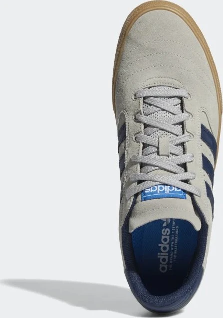 adidas Busenitz Vulc II grey two/collegiate navy/gum (Herren)