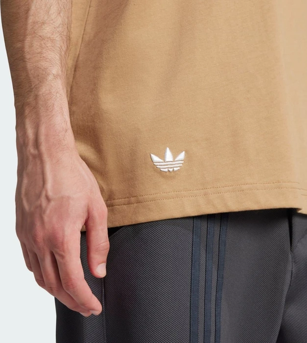 adidas Neuclassics T-Shirt kurzarm cardboard (Herren)