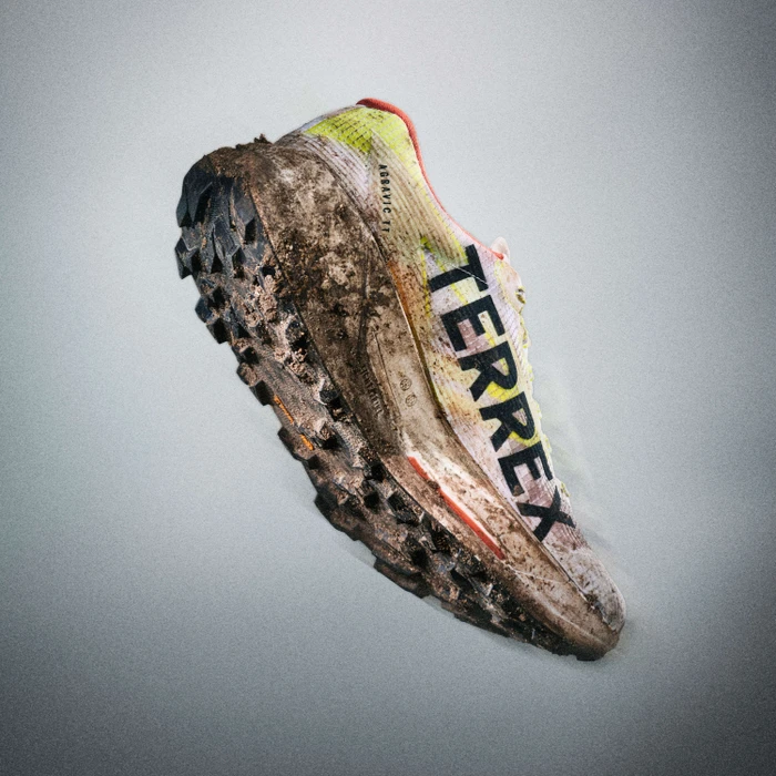 adidas Terrex Agravic TT cloud white/core black/semi impact orange (Damen)