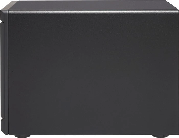 QNAP TVS-682-i3-8G, 8GB RAM, 4x RJ-45 1000Base-T, 5x USB-A 3.0