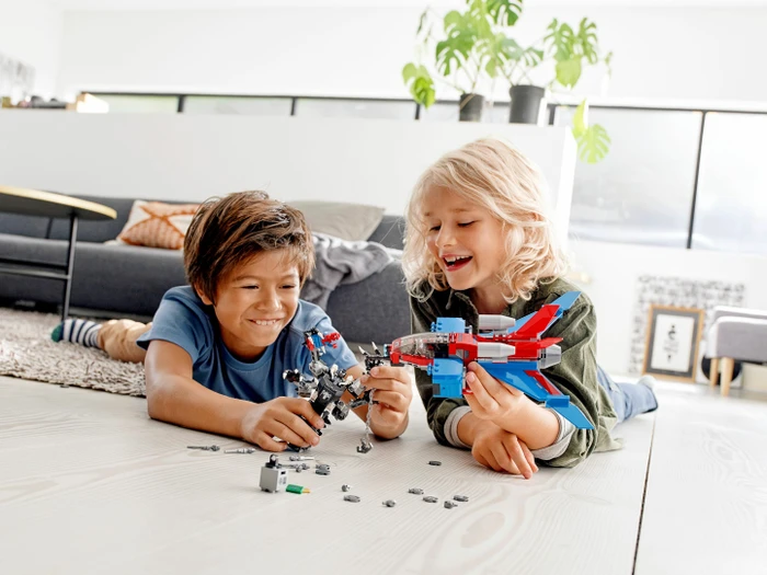 LEGO Marvel Super Heroes Spielset - Spiderjet vs. Venom Mech