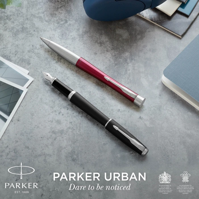 Parker Urban muted black/chrome trim, rechte Hand, mittel, Geschenkbox
