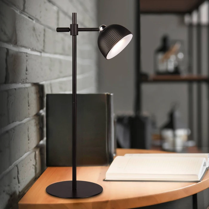 Trio Maxima Akku LED-Tischleuchte schwarz