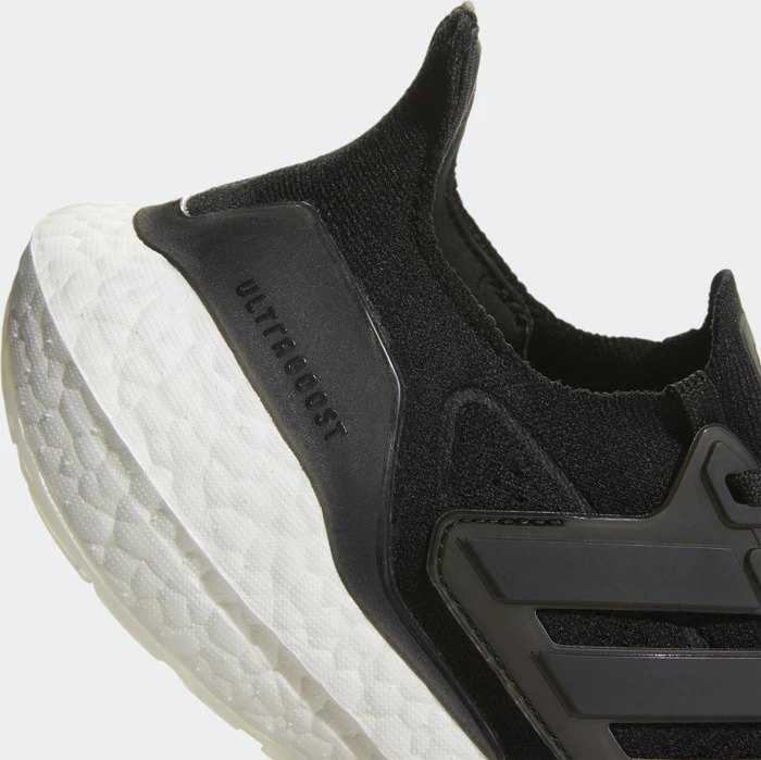 adidas Ultraboost 21 core black/grey four (Damen)