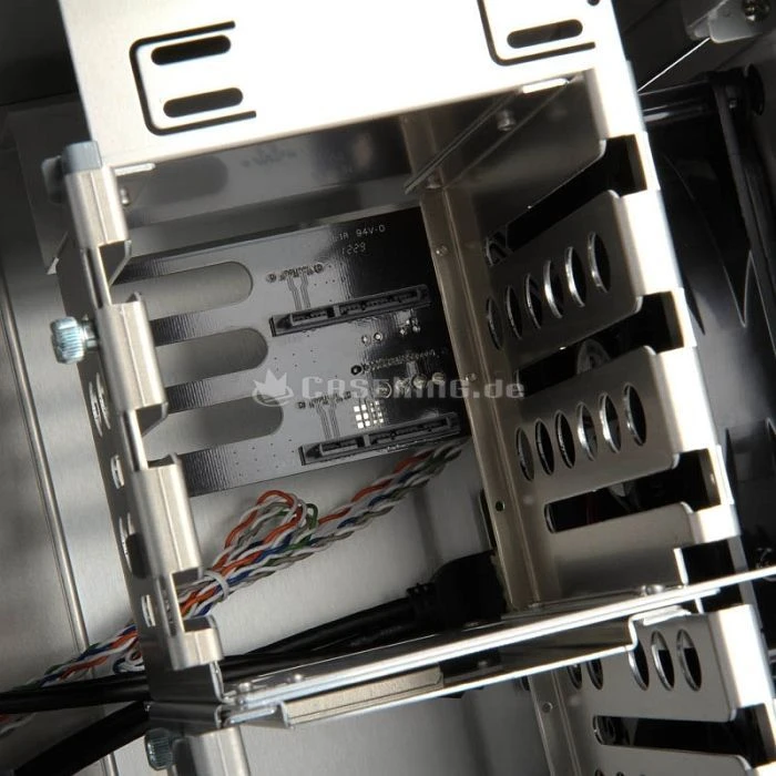 Lian Li PC-V650A silber