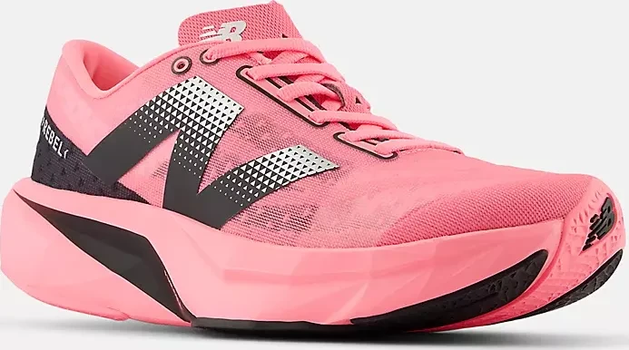 New Balance FuelCell Rebel v4 ultra pink/black/white (Damen)
